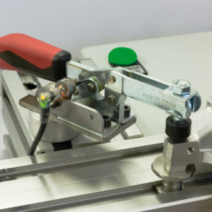 exemple d'utilisation accessoires pour sauterelle capteur avec patte amf 6897S