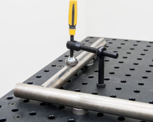 application pince t post pivotante buildpro 2
